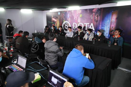 2026年游戏市场趋势分析移动PC主机全景数据